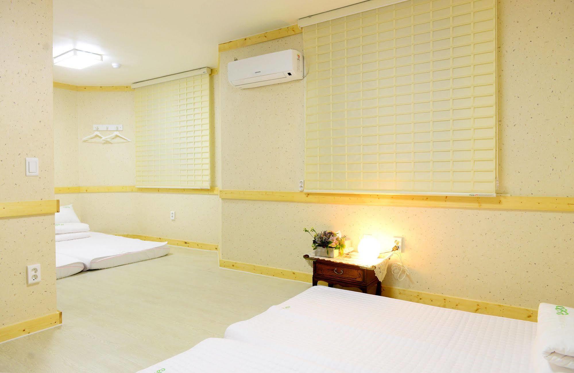 Casa Mini Hotel Gyeongju Exteriör bild