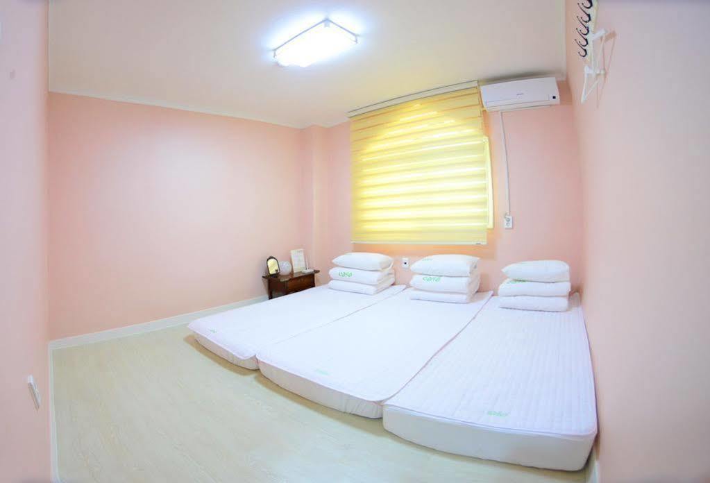Casa Mini Hotel Gyeongju Exteriör bild